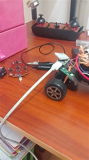 this robot is almost done i programing #robotics