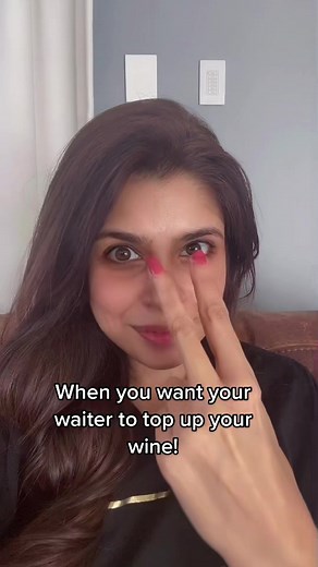 Mastering Non-Verbal Communication in a Hilarious Way!