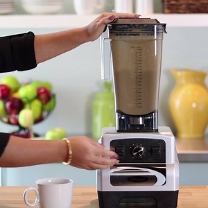 520 reactions · 490 shares | Spice up your fall smoothie routine! Use a high-powered Omega Blender to create this delicious Hot Apple Cinnamon Smoothie. | Omega Juicers | Facebook