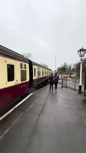 Token Exchange with SENTINEL 10218 'PBA 39' at Cranmore Station | East Somerset Railway