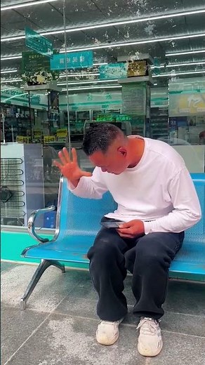 Jab iss bande ne dusry ki nakal ki 😯