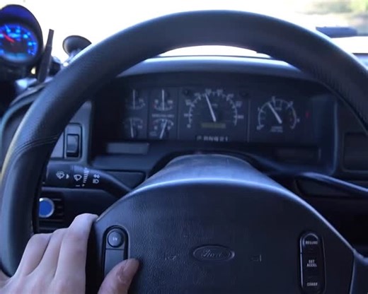 Powerstroke Central on Instagram: "Test driving this fully built 7.3L powerstroke! #powerstroke #powerstrokecentral #diesel"