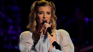 Zoe Levert shares her storytelling vocals on "Cowboy Take Me Away" by The Chicks. | The Voice