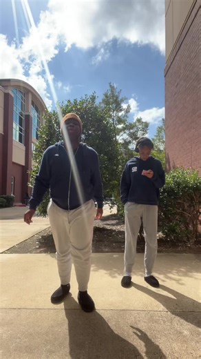 Party at the beach🔥🔥🤏🏾#dance2026 #dancechallenge #blowthisup #makemefamous #zyxcba