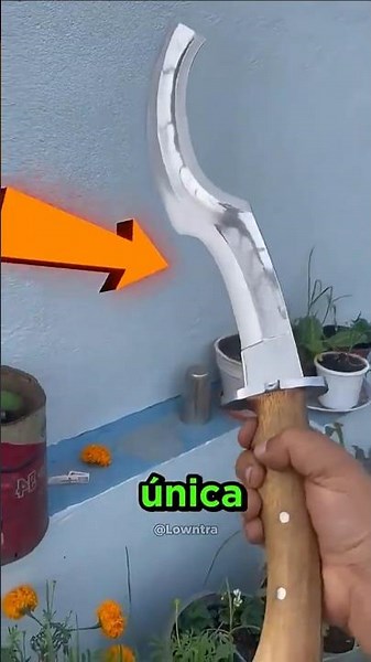 Essa é a única espada da história projetada para parecer quebrada 🤯 Khopesh