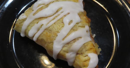 Farmer's Table: Apple Turnovers