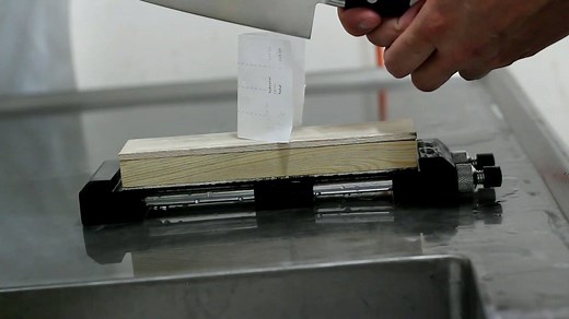 43K views · 1K reactions | Sharpening zen on a 1000/4000 stone. Video courtesy of Eduardo Castro | Chubo Knives | Facebook