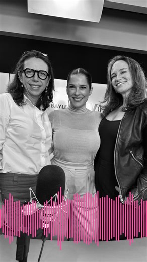 La Burra Arisca Podcast on Instagram: "Si ustedes, como @marthadebayle, quieren ser parte de la conversación de «Cosas que hemos aprendido con la edad», vengan a nuestro próximo show EN VIVO. Miércoles 10 septiembre 📍CDMX, Foro Totalpay @foro.totalplay 20:00 - 22:00 hrs 🎟️Comenta “BOLETOS” y te mandamos la liga para que vengas 🫶🏼👇🏼 Y si por algo no puedes ir ese día, o ya no alcanzas boletos, te esperamos el 12 de noviembre. #LaBurraEnVivo #ForoTot