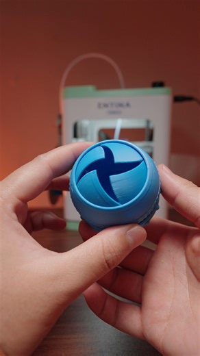 🌟The very fun Iris Box, the entire box prints as a single piece, there will be different surprises if you use multi-color filaments. - #entina3d #tina2s #tina2plus #poloprintcloud #3dprinting #3dprinted #3dprinter #fidgettoy | Entina 3D