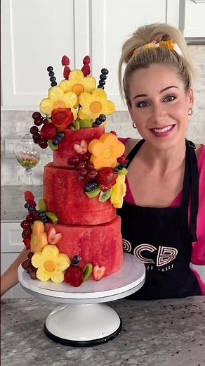 I Made a Wedding Cake Out of Just Fruit… and You Won’t Believe the Result! 🍉🍍🍓 #shorts