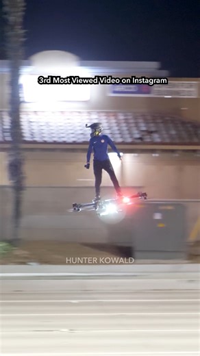 1.5M views · 23K reactions | Flying to work on the SkySurfer Aircraft  We’re on a mission to create a future for our personal flight vehicles, appreciate everyone helping make it possible by following along for the journey. 6 SkySurfer models are available on our site. Full flight review videos onYouTube *This video required permits along with adherence to local & federal laws. #reels | Hunter Kowald | Facebook