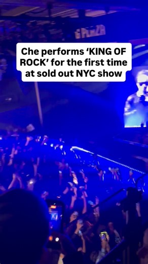 Underground Sound | Daily Music Posts on Instagram: "Che turnt up NYC last night performing songs of the RIB deluxe 👀🔥 Are y’all ready for his tour?? 🤔⬇️ 🎧 Follow us for daily underground content 🤝 Join our community at the link in bio 👀 Who do you want to see on UGS? ________________ #undergroundsound #che"