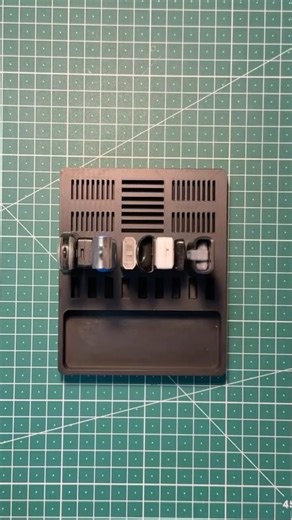 This 3D Print Finally Organizes All My USBs & SD Cards 💻🔥