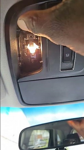 kia sorento overhead console dome light bulb removal #Shorts
