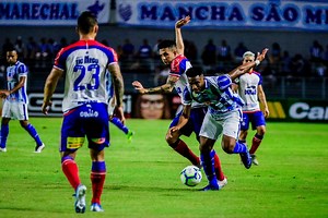 CSA perde para o Bahia e está praticamente rebaixado para Série B