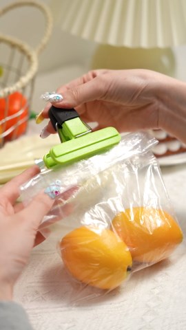 9PCS Food Storage Bag Clips, Heavy Duty Chip Clips with Air Tight Seal Grip, Two Sizes for Office, Snacks and Pantry Storage - Assorted Colors