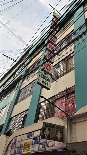 Flare Jeans de Tallas 26 a 44 en Galeria EL TRIUNFO