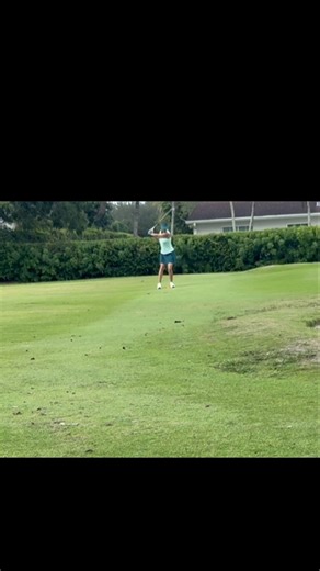 Totally love learning to play golf!!! AND, LOVING my new clubs!!!! THANK YOU @elmeezy21 🫶❤️🥰🤗 #stressrelief #growth #patience #nature #earth #natureporn #golf #golflife #kalea #taylormade 🤤🤤⛳️🏌️‍♀️❤️ #blessed #blessings #love | Karen Ortiz