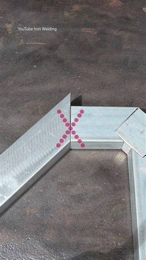 the right trick when you make a metal stair railing connection #shortvideo