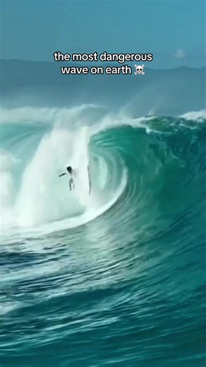 Welcome to Pipeline 🔥#Pipeline #Wave #Surfing #Hawaii | wave