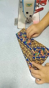 Easy-to-sew scissor pouch #sewing #crafts #sewingscissorsholder #sewingideas #sewing #handmadegift #gift | Diy By.rutchanoo