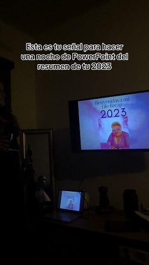 Reminder de hacer una Year Recap PowerPoint Night!! ni para la uni le hechaba tantas ganas a mis presentaciones #yearrecap #powerpointnight #NavidadEnTikTok #2023recap