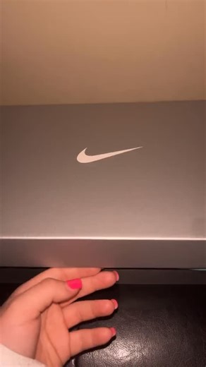 ELITE BOOTS UNDER £120 💸 on Instagram: "New soccer cleats 💜💙 #cheapfootballboots #budgetfootballboots #nikephantomgx #nikephantomgt #footballedits soccer football footballboots phantomgx dreamspeed messi ronaldo cleats eliteboots cleats boots blackedout cheapbudget cheapboots nikephantom nike footballboots football Ronaldo fyp"