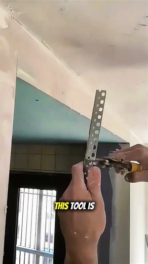 Perfect drywall corner finish! Satisfying skimming technique using corner trowel tool