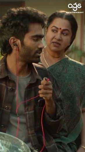 கூப்புடவே இல்ல எப்படி டா கேக்கும் ?? | Love Today | Pradeep Ranganathan | Ivana #shorts