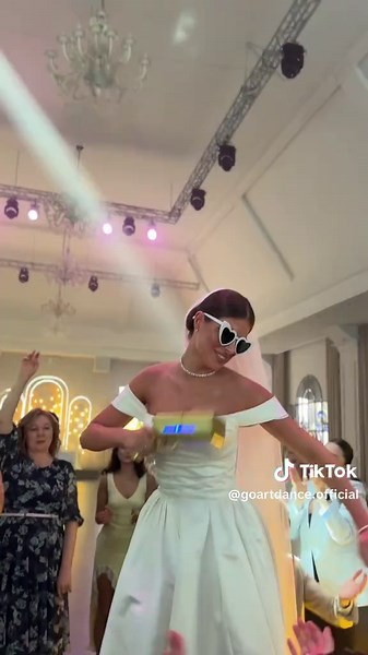 Cântece de nuntă românești: #Printesa la petrecere