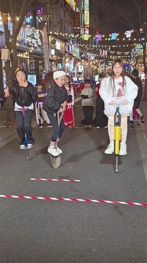 이거 되는 거 맞아? 삽 점프 도전! #크림서현의랜덤댄스 #크림서현 #스카이콩콩 #funny #웃기는영상 #fyp #kimpro #김프로