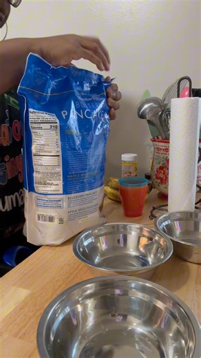 Today was such a fun and hands-on morning! The kids got to roll up their sleeves and help prepare their very own pancakes. From mixing the batter to adding their very own toppings , they were so proud to be part of the cooking process. Watching their excited faces as they prepare their own batter meant the world to me! Cooking together is such a great way to build confidence, teamwork, and early math skills — and it’s always full of giggles and smiles. 💛 #KidsCooking #PancakeDay #LearningThroug