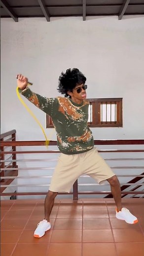 Moosick.. Moosick..🎶🕺 #jumprope #dance #funnydance #englishsongs #funnysongs #comedyreels #funny