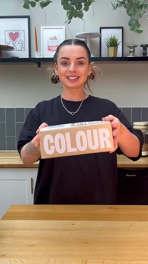 Creating colourful patterned cookies with Colour Mill Aqua Blend 🌈🌼 How fun are these?! @thecakerubiks shows us how she used the new Aqua Blend to add a touch of colour to her cookies. Have you tried it yet? Shop now 👉️ https://bit.ly/3scDWJ7 | The Cake Decorating Company