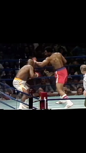 Legends Of Ring on Instagram: "🔥🔥🔥 George Foreman vs Joe Frazier 2"