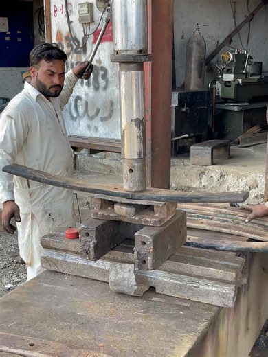 Understanding Leaf Spring Hydraulic Pressure