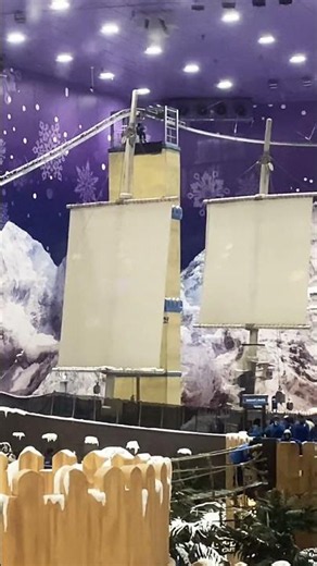 Dekhane gaye Snow Oman | Mall of Oman #snowpark #omannews #snowoman #mallofoman