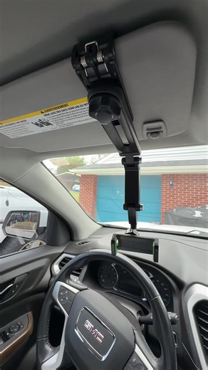 Versatile Visor Clip Phone Holder for All Sizes