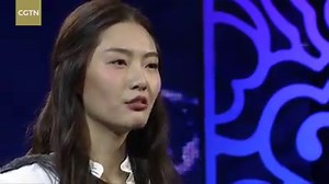 Starting out as a teenage model, Bonnie Chen struggled to find her true self, and as a result she suffered emotionally. Relaunching her modelling career after graduating, she covered her face in heavy make-up, but again she faced disappointment. Then she was asked to attend castings make-up-free, and a miracle occurred in New York. And she was able to discover her true self. What happened to her in New York? Hear Bonnie’s story with #MindsofChina: December 18th-25th, 1015-1030, 1415-1430, 2045-2