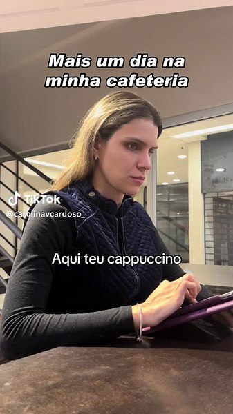 Uma experiência sensorial: dia na cafeteria com a cliente Jessica Hausen