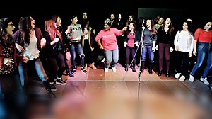 164K views · 5.3K reactions | Ciao cantanti!!  NUOVO ESERCIZIO per voi, questa volta ispirato al brano Havana!!!  Facciamolo insieme con i partecipanti del corso Cheryl Porter ROMA Voicestudio!!! ❤️ | Cheryl Porter Vocal Coach | Facebook