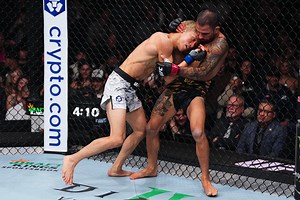 Alexandre Pantoja vs Kai Asakura RESULT: Flyweight title decided as challenger is choked out in UFC 310 main event