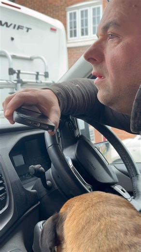 105K views · 744 reactions | TROLLS!! Part 2 Andy’s Boss called me! Big Bad Darren! Daz….. It’s all fun and games until it isn’t…. The internet is a funny place people 藍藍藍 #plastering #plasterers #plasterer #reelsvideoシ #builder #builders #construction #foryou #fyp | Smooth1 | Facebook