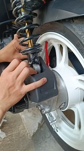 Proses pemasangan cover sensor speed? #vario #vario150 #honda #repair | Variozy