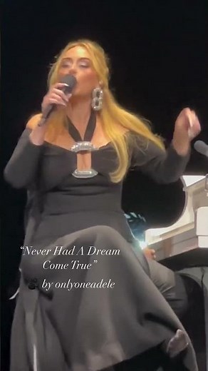 Adele sings S Club 7