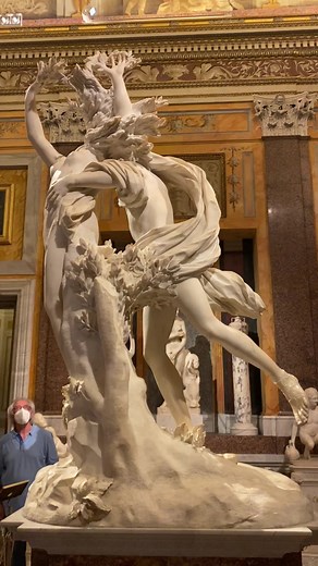 Apollo and Daphne by Italian artist Gian Lorenzo Bernini, Galleria Borghese 🇮🇹#GalleriaBorghese #ApolloAndDaphne #Bernini #Roma #Italy