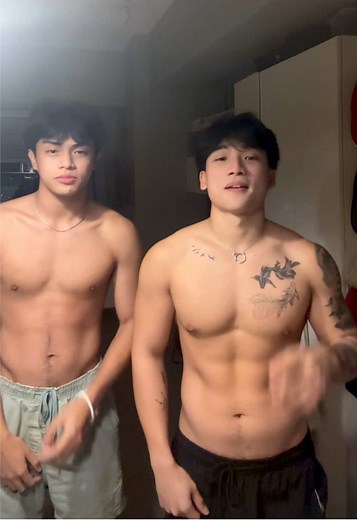 Exploring Pretty Boy Lee and His Online Persona