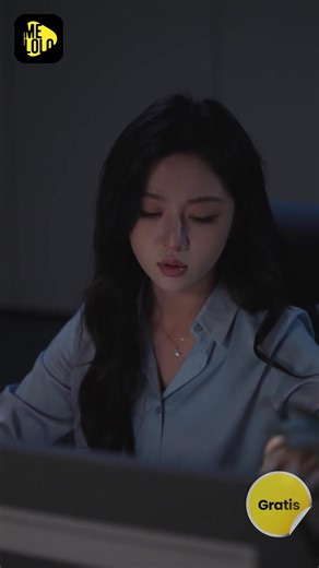 12K views · 67 reactions | Bos Kantorku Selalu Memberikan Perhatian Kepadaku, Apakah Dia Menyukaiku ? Tonton Lebih lanjut “Calon Suamiku Seorang Bos Besar” di Melolo. Download Melolo Gratis Tanpa Perlu Langganan VIP. #meloloid #dramachin #calonsuamikuseorangbosbesar #相亲相到大boss #melologratis | Free Drama-Melolo | Facebook