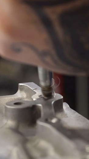 30K views · 1.3K reactions | New video upload with full 2.5L titanium Rod engine build. Check it out! Link in bio and link in story. #4P #4piston #4pistonracing | 4 Piston Cylinder Heads | Facebook