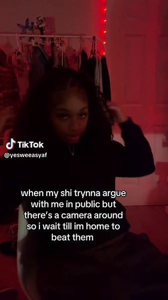 Dealing with Public Arguments with Humor